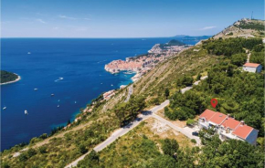 Pet Friendly Apartment In Bosanka With Kitchen